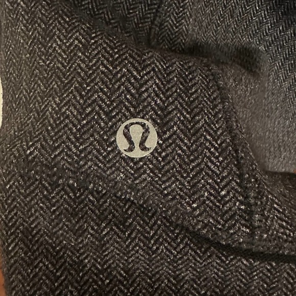 Lululemon Think Fast Pullover Women’s Herringbone Zip Front Sweatshirt - Picture 3 of 10